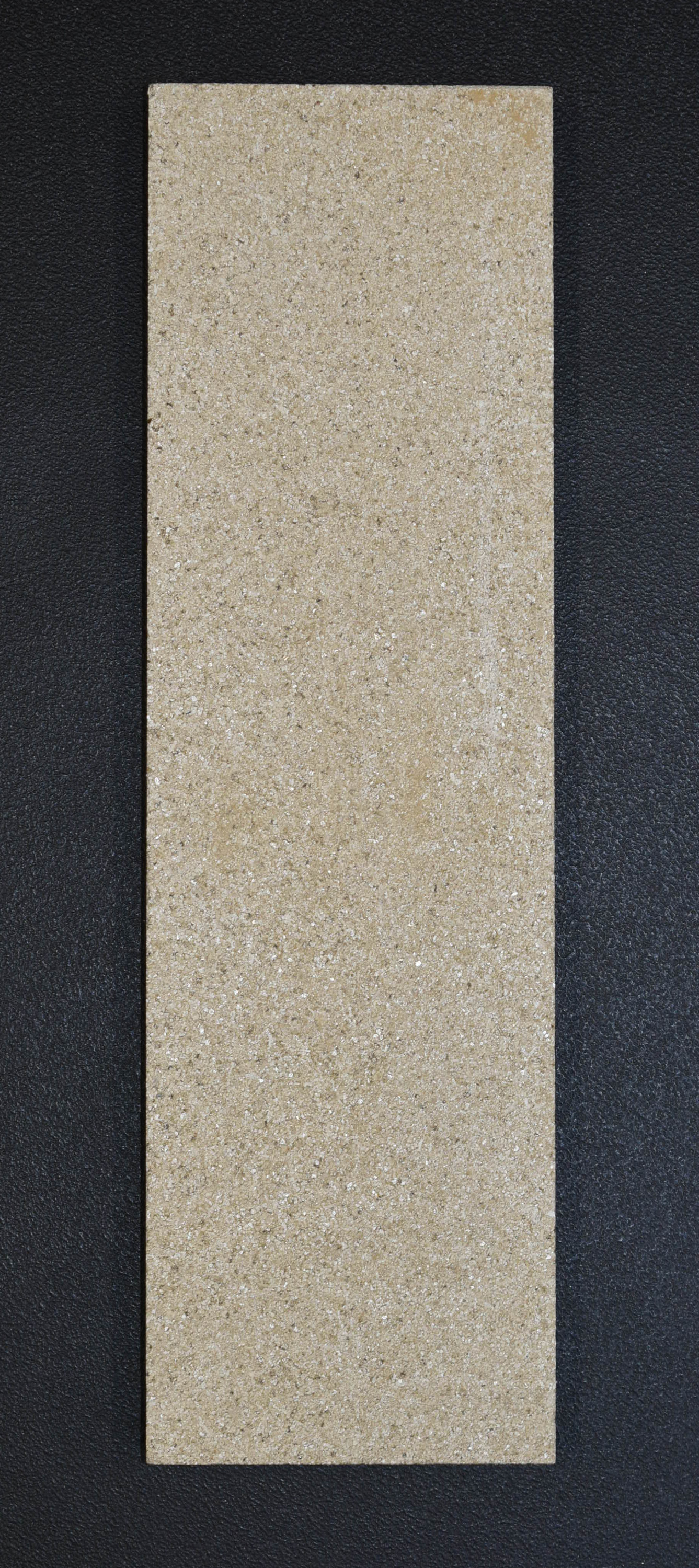 Techfire UNI-1068 Rückwandstein mittig B